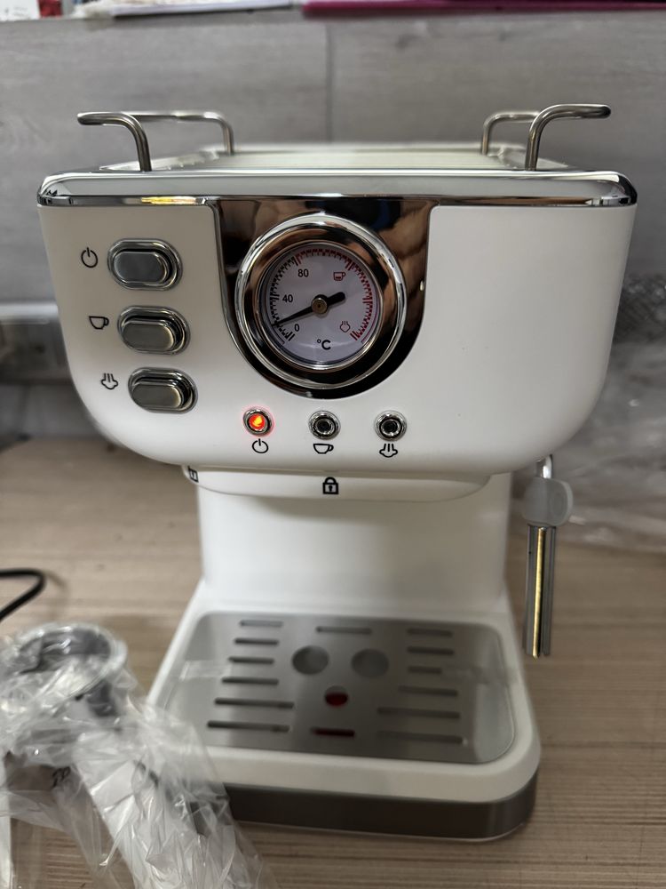 Nowy Ekspres do kawy CM3120