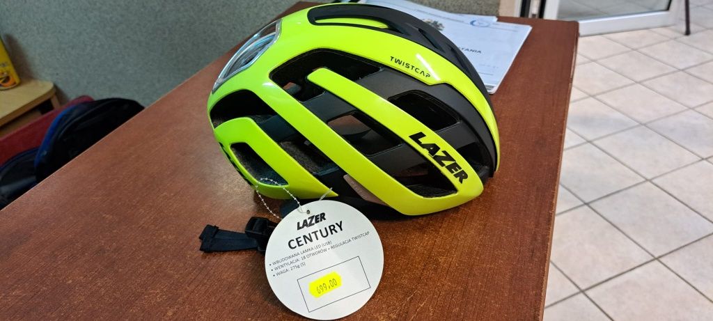 Kask Rowerowy Lazer Century Twistcap