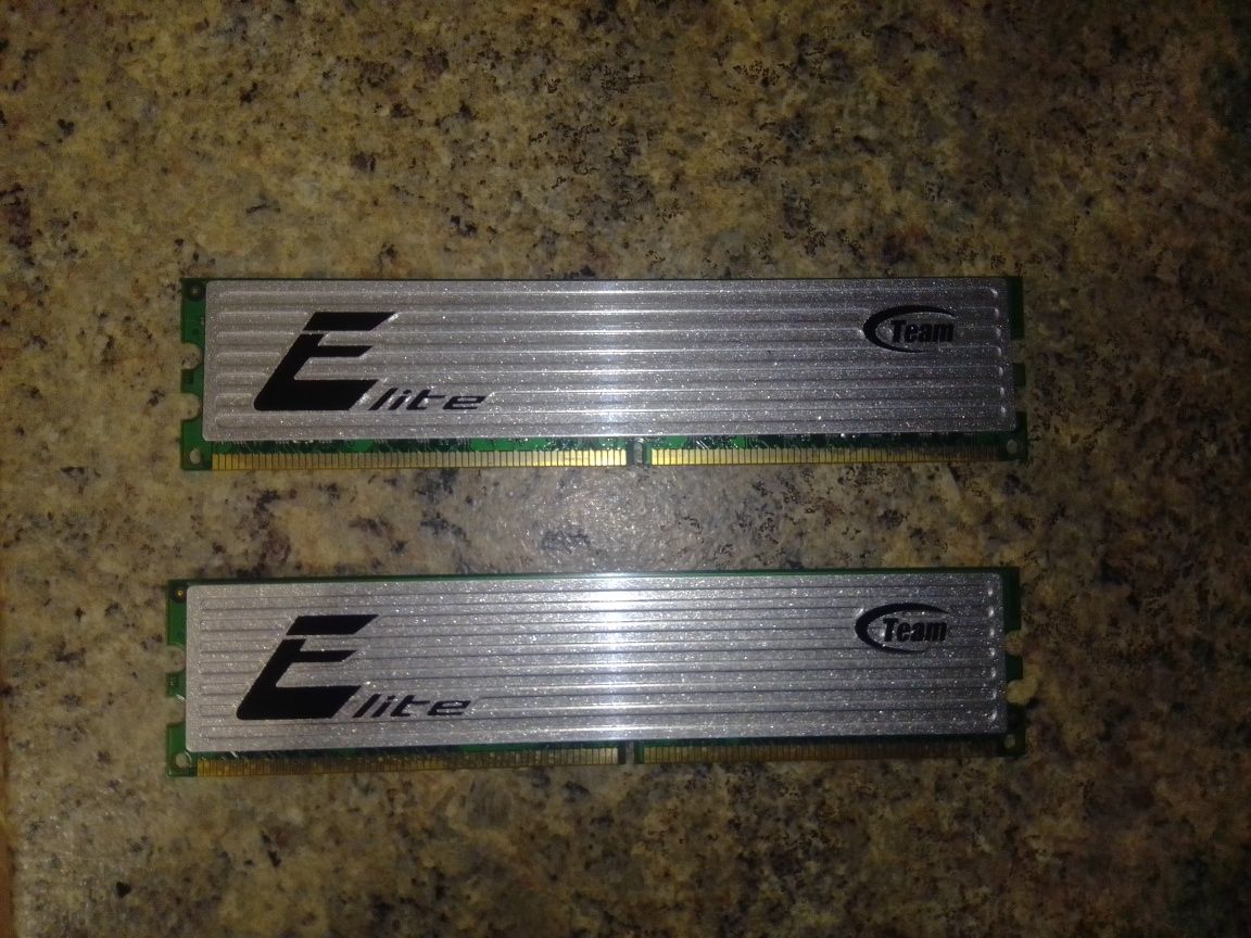 Оперативная память Team Elite 2gb DDR2 800 MHz (TEDD2048M800HC5) 2шт