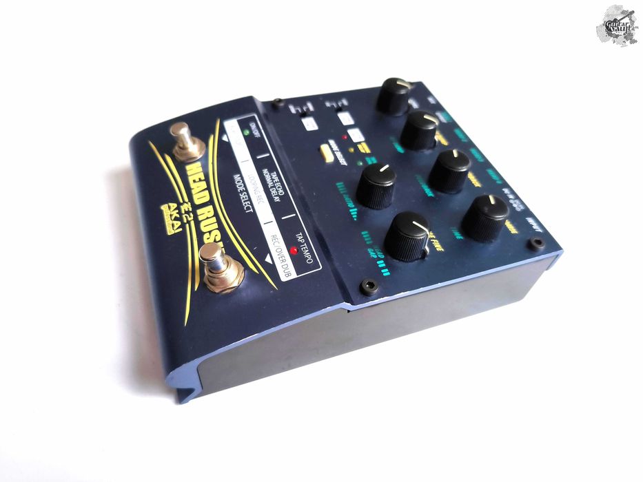 Akai E2 Head Rush лупер ділей семплер