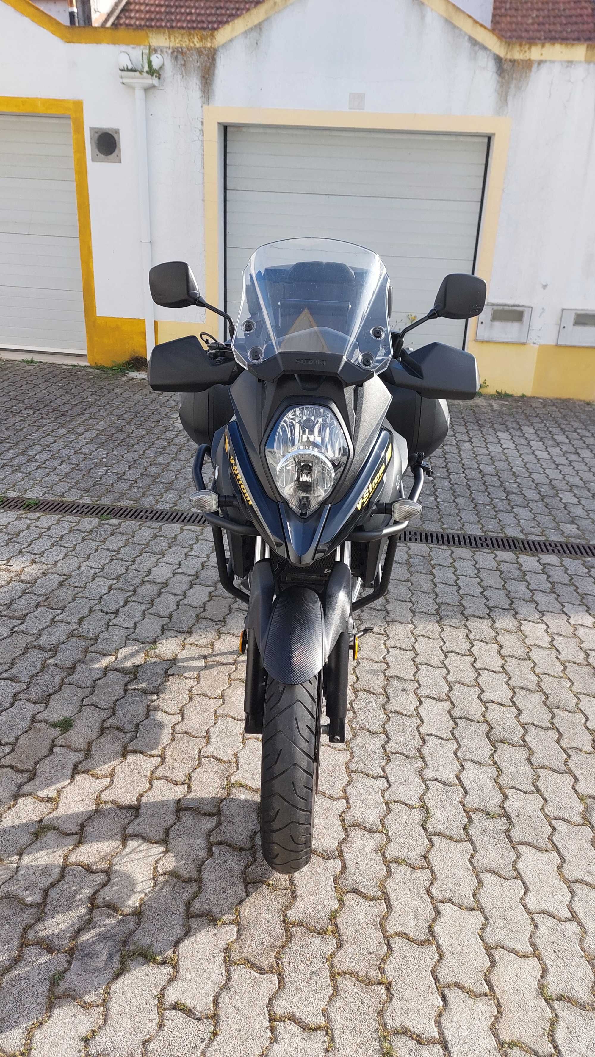 Suzuki V-Strom 650 XT