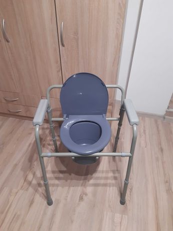 Krzesło toaletowe składane