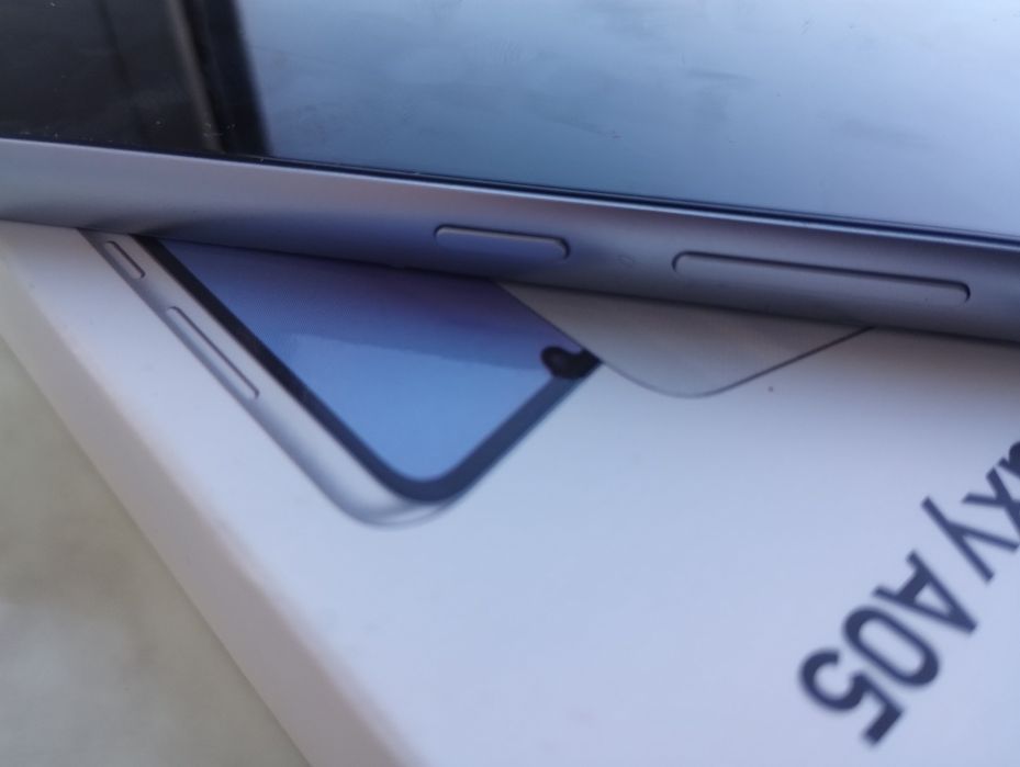 Samsung a05 4/64 5000мАч 2025