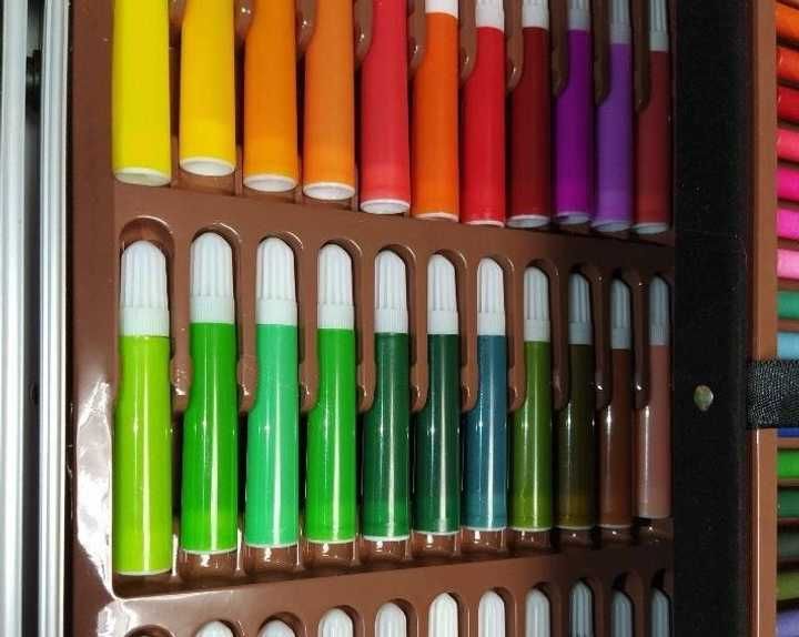 Дитячий набір для творчості Drawing Board 145 кейс