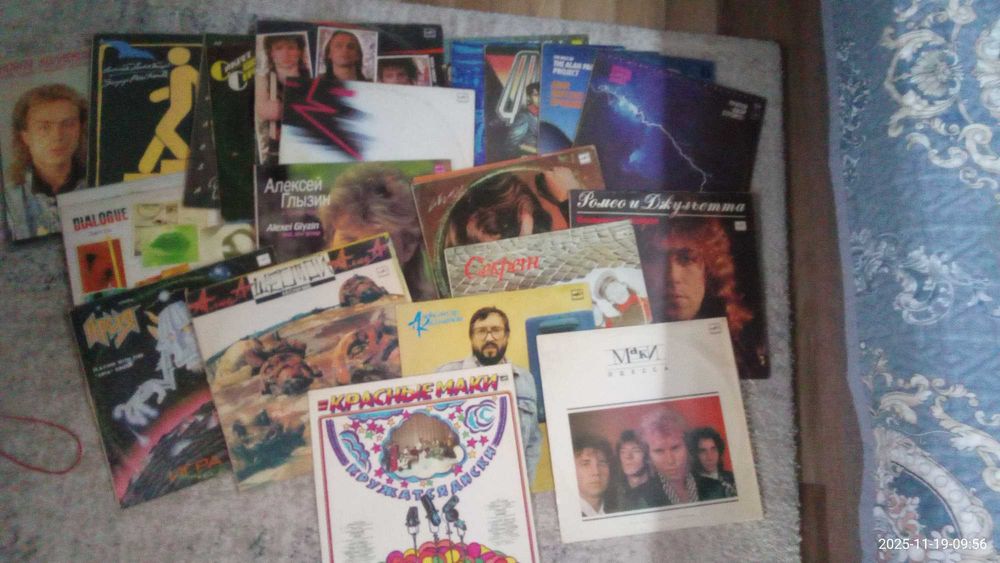 Проигрыватель виниловых пластинок Fisher MT-6211