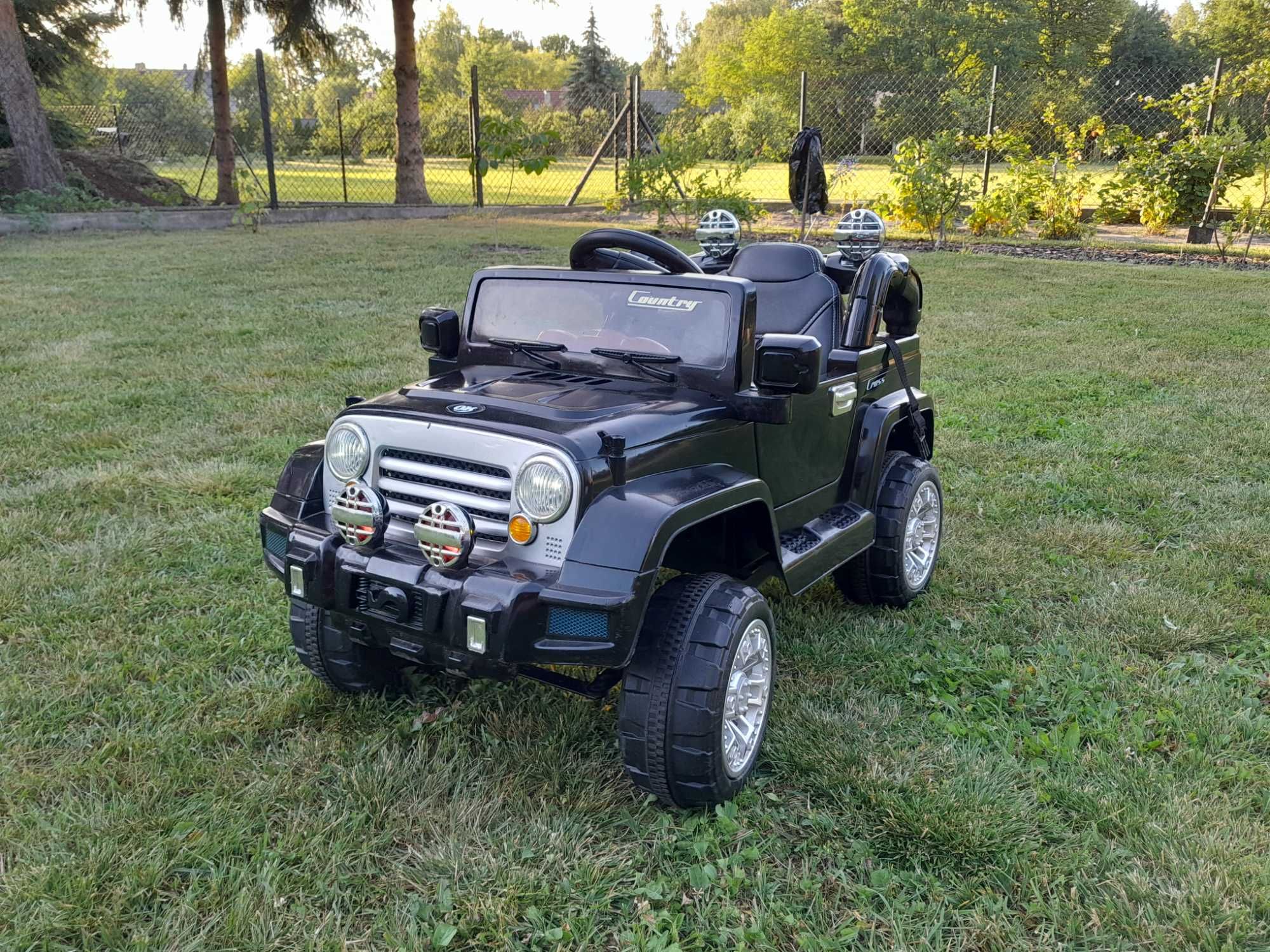 Dobry stan. Jeep Samochód, autko pojazd na akumulator.