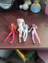 Продам пластиковые куклы