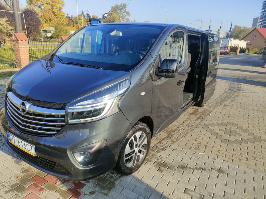 Vivaro tourer salon polska bezwypadkowy