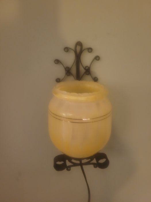 Lamka retro  wieszana   na ścianę