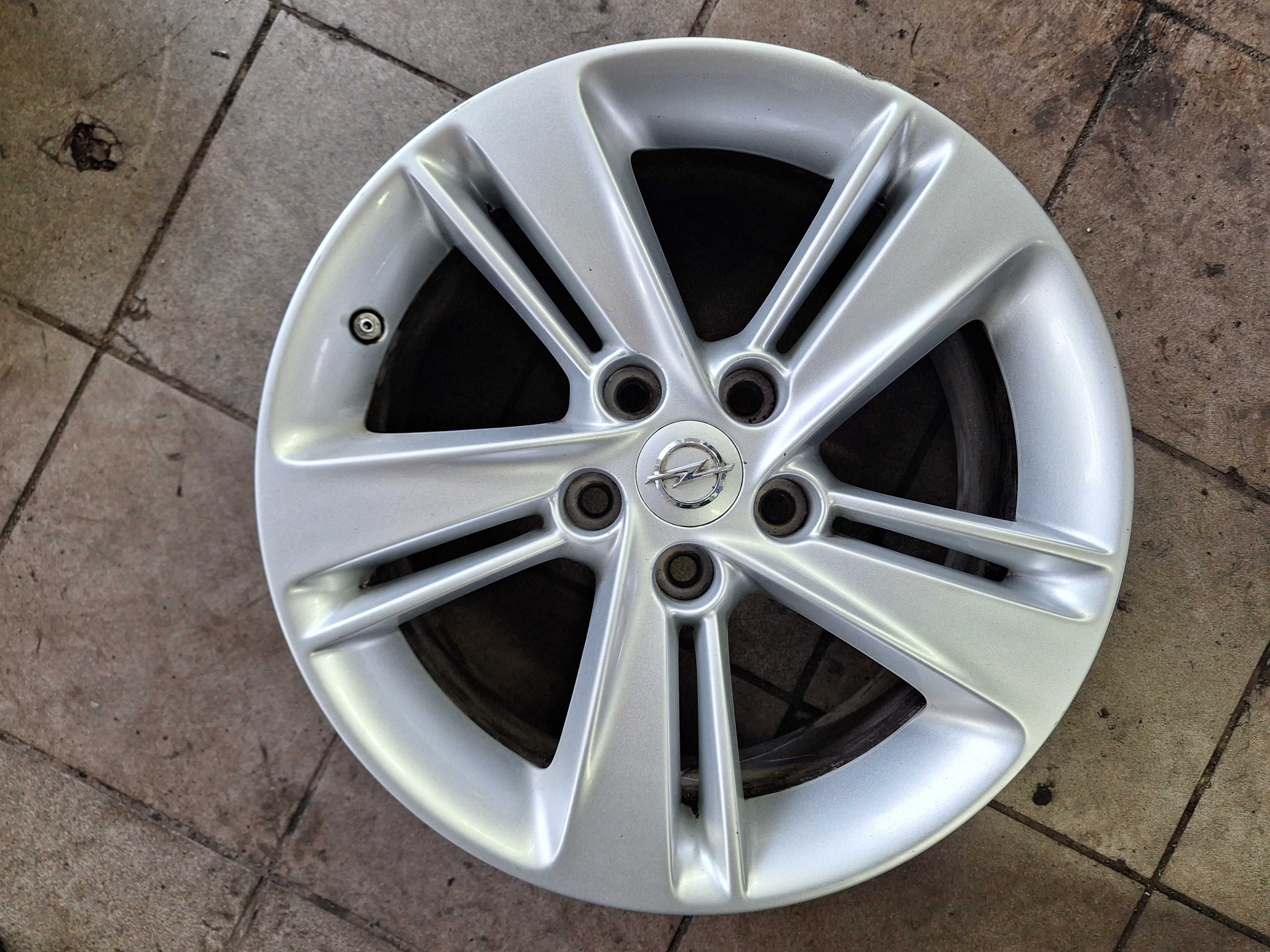 Oryginalne alufelgi 17” - Opel Insignia B