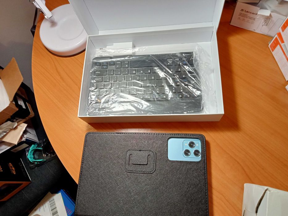 Tablet com Teclado+Artigos.Oportunidades