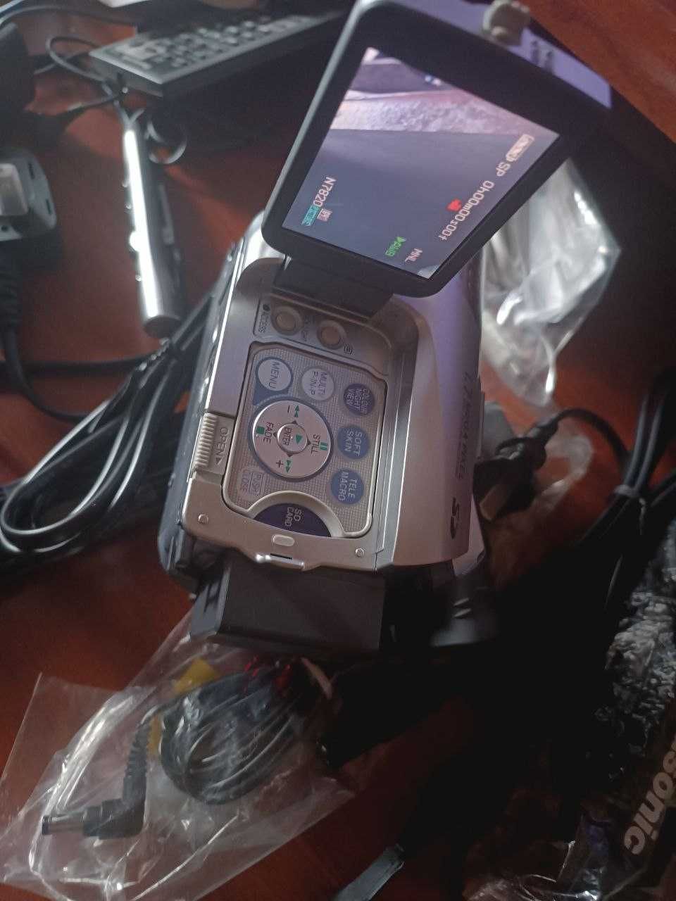 видеокамера panasonic NV-GS120