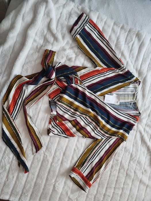 Kolorowa narzutka/kimono Stradivarius