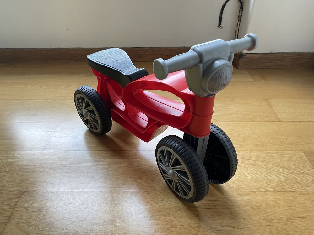 Vendo Triciclo Criança