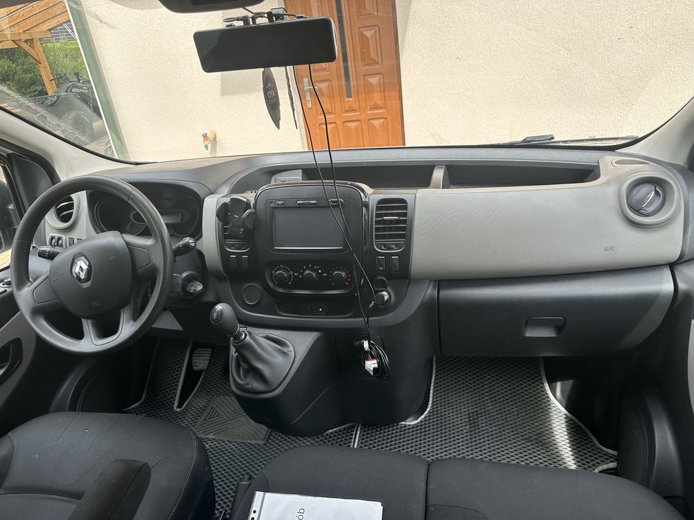Renault TRAFIC 2016 1,6 120KM