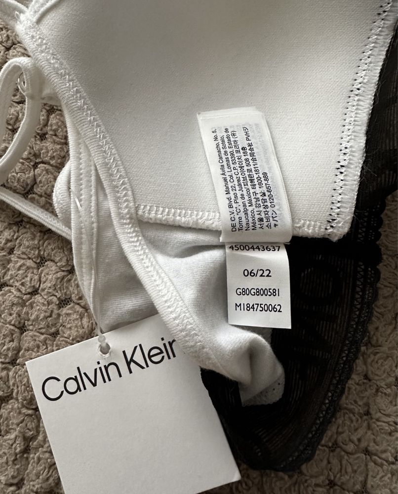 Бюстгальтер бра Calvin Klein на девочку рост 128-140 см  Оригинал!