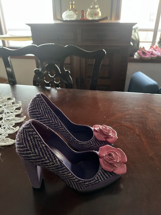 Varios pares de sapatos