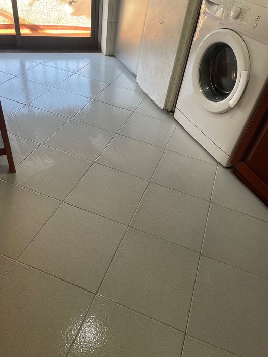 Somos uma empresa que fornece limpezas em casas particularess…