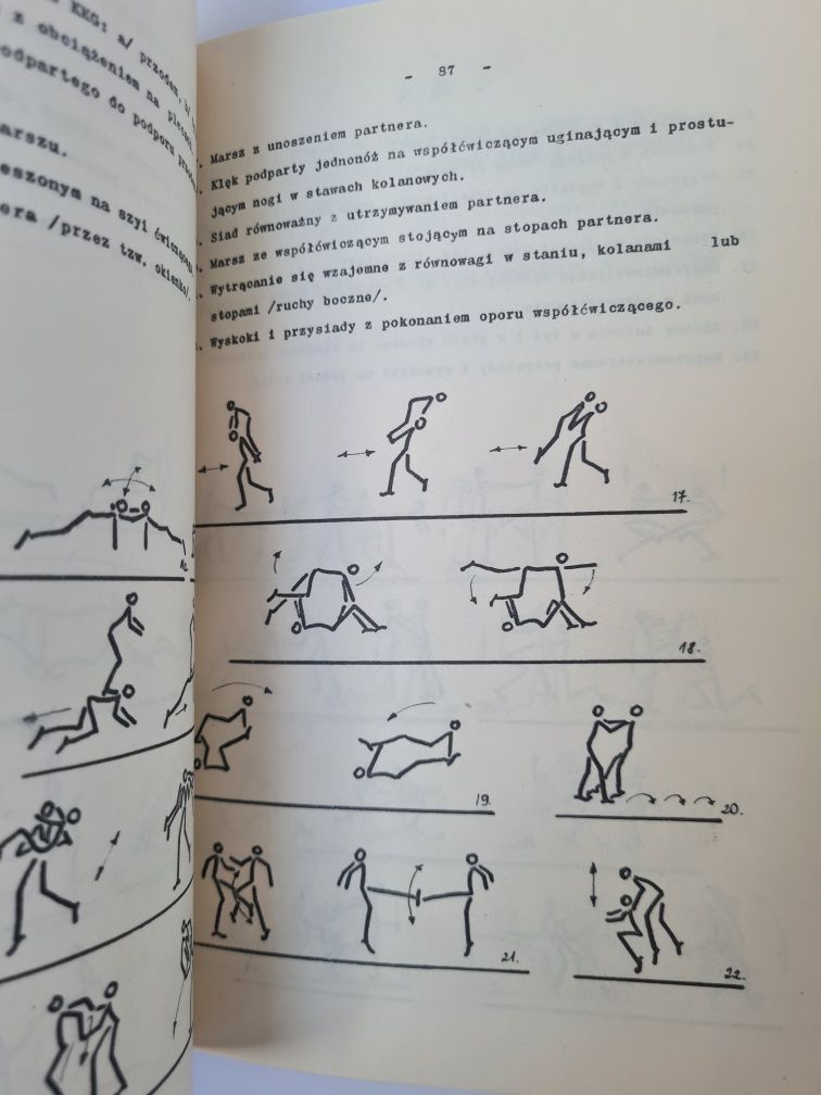 Ćwiczenia ogólnorozwojowe lekkoatlety - Książka