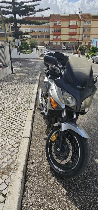 Vendo Honda CBF 600 SA