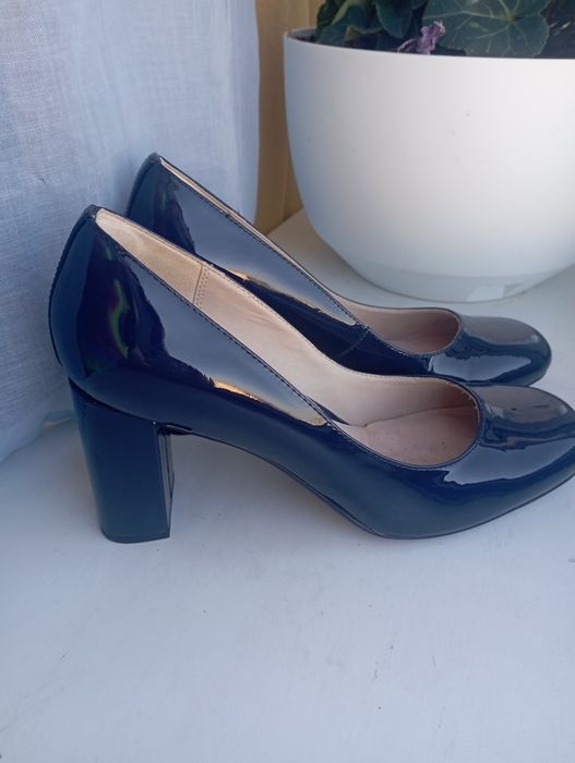 Туфлі Clarks жіночі сині шкіряні, 40-41 розмір