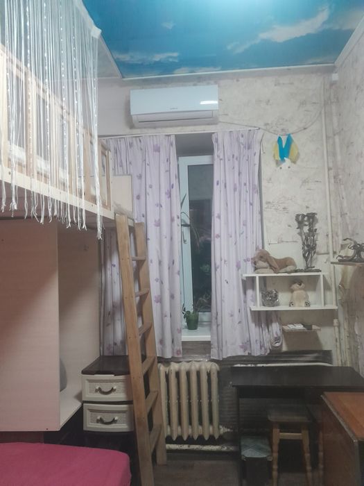 Здам кімнату в гуртожитку на 5-й школі
