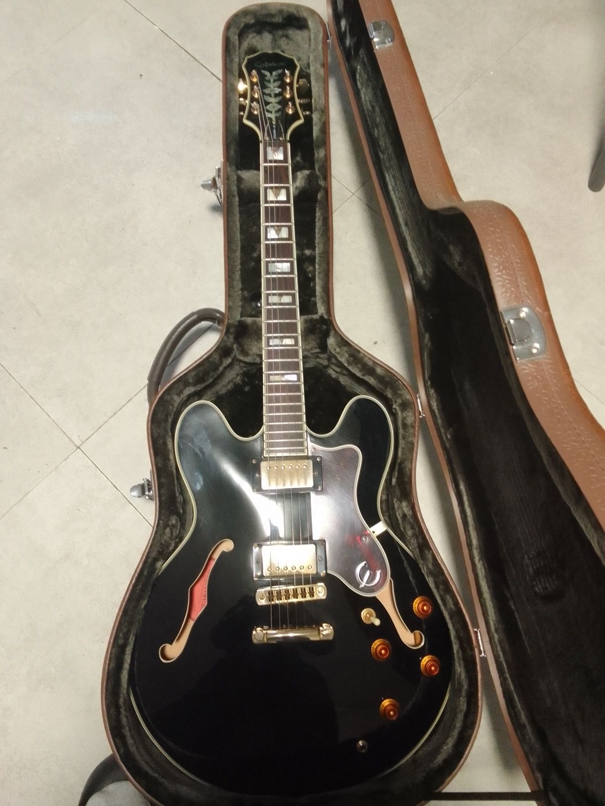 Epiphone sheraton