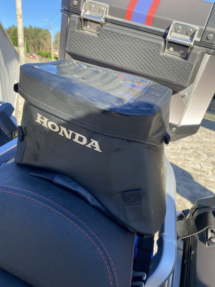 Mala de depósito Honda