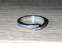 Nowy pierścionek srebro cyrkonie 56