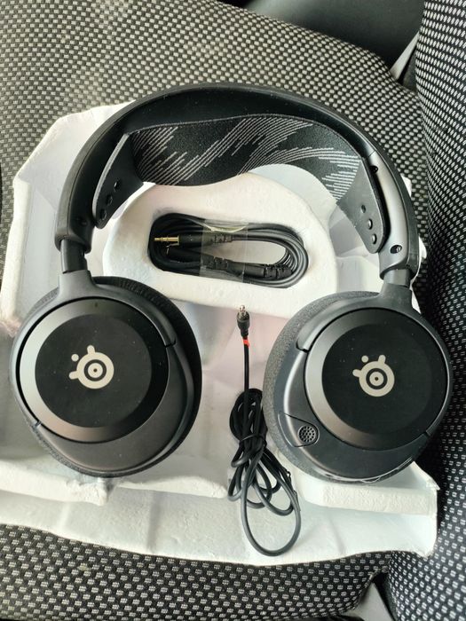 Słuchawki steelseries arctis Nova 1