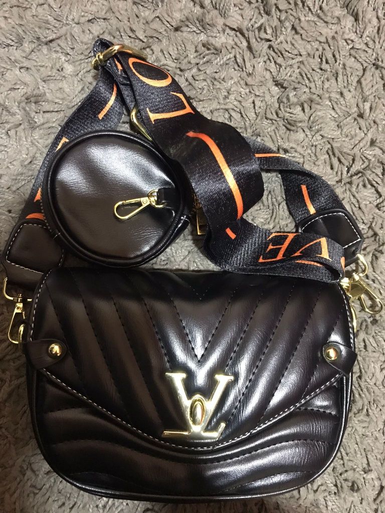 Bolsa Louis vuitton black