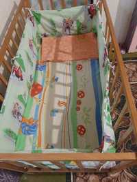 Детская кроватка Б/у в хорошем состоянии + стульчик для  курания ,пода