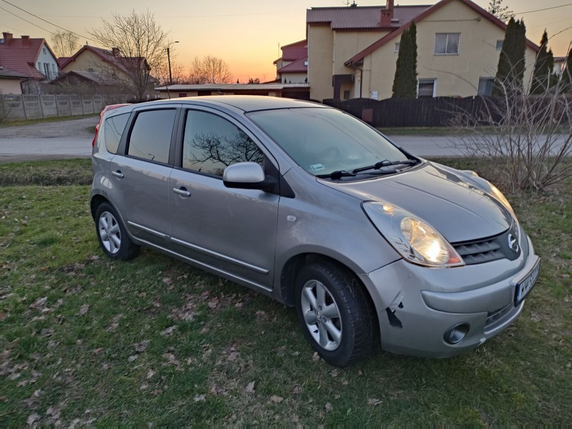 Nissan note 1.4.