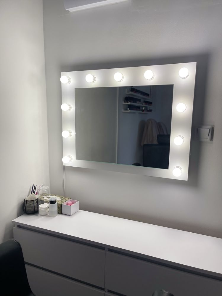 Podnajme miejsce w salonie dla stylistki brwi makijaż