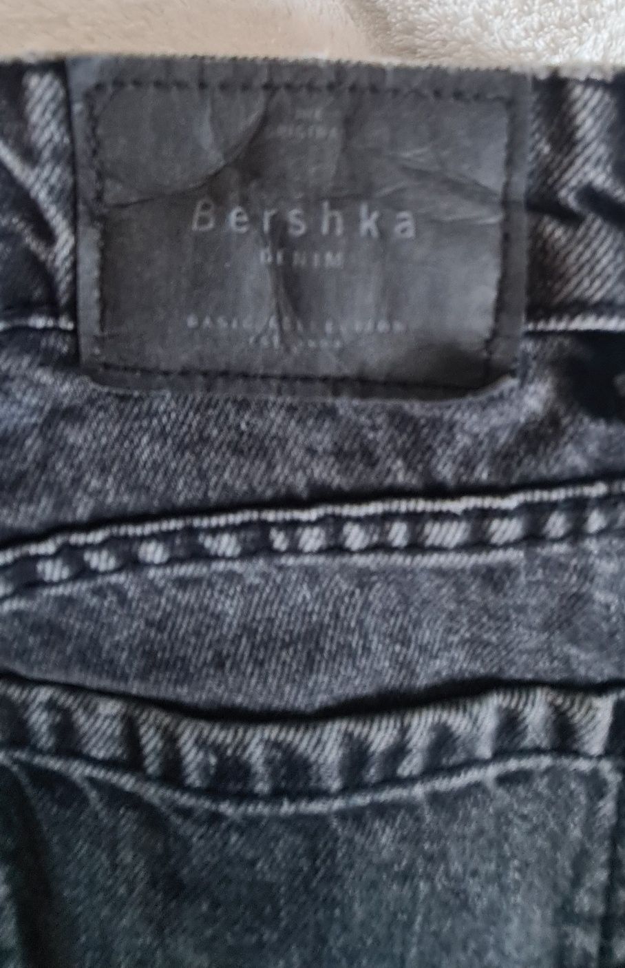 Jeansy damskie Bershka r.34