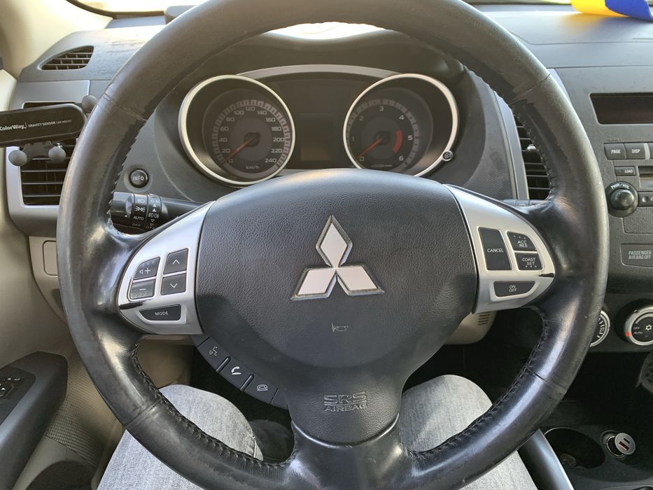 Авто на повному ходу