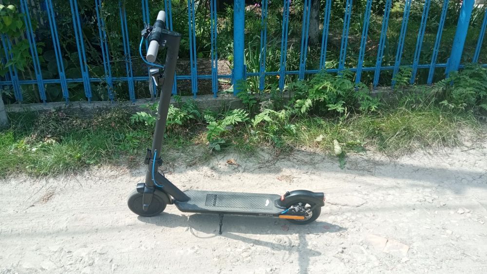Продам електросамокат