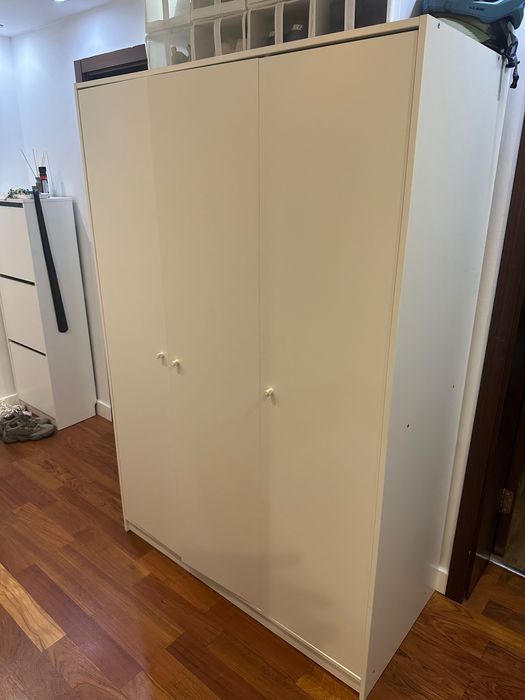 Szafa biała Ikea