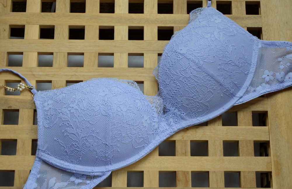 Intimissimi Gioia Cover Me in Daisies stanik 80B figi S komplet