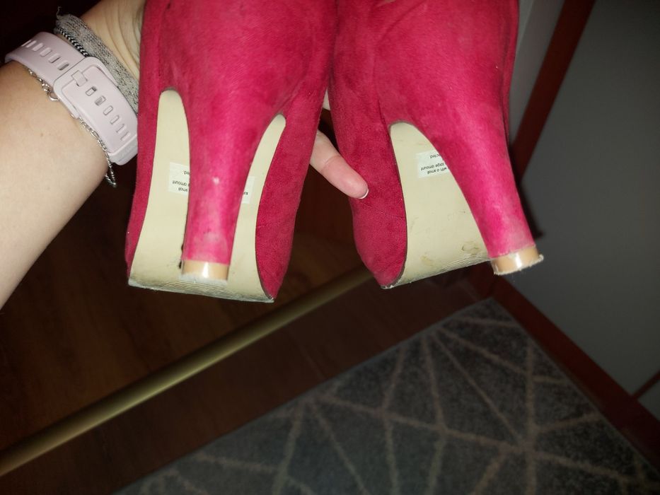 Czerwone szpilki r 39