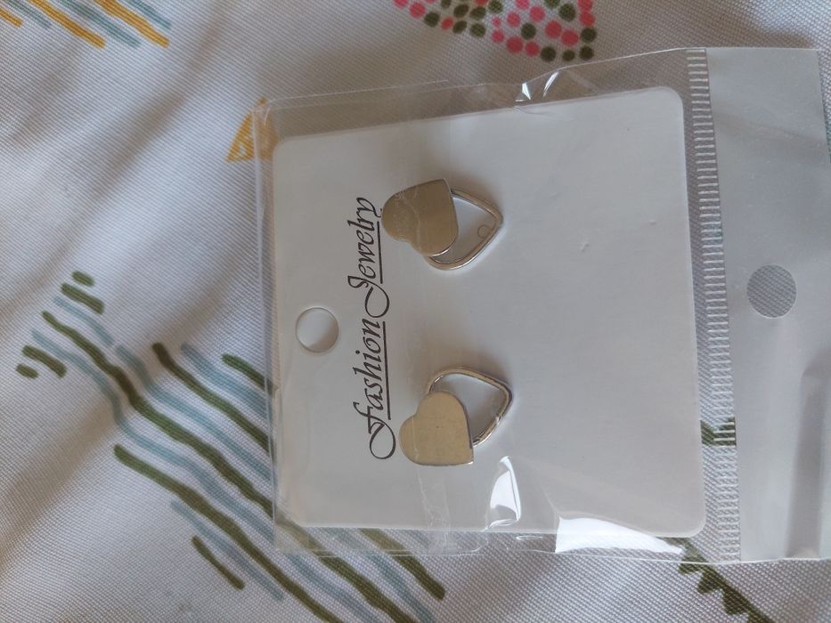 Brincos Coração novos