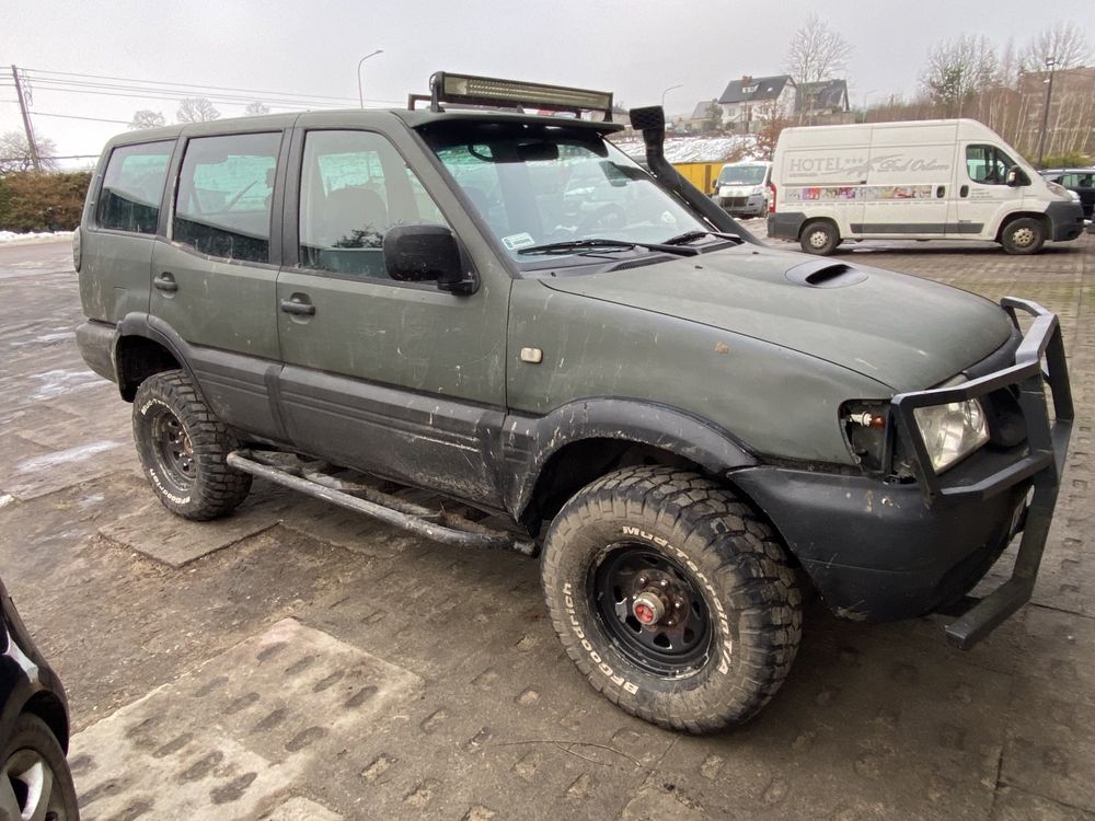 Nissan Terrano 2 2.7tdi pompa na linke