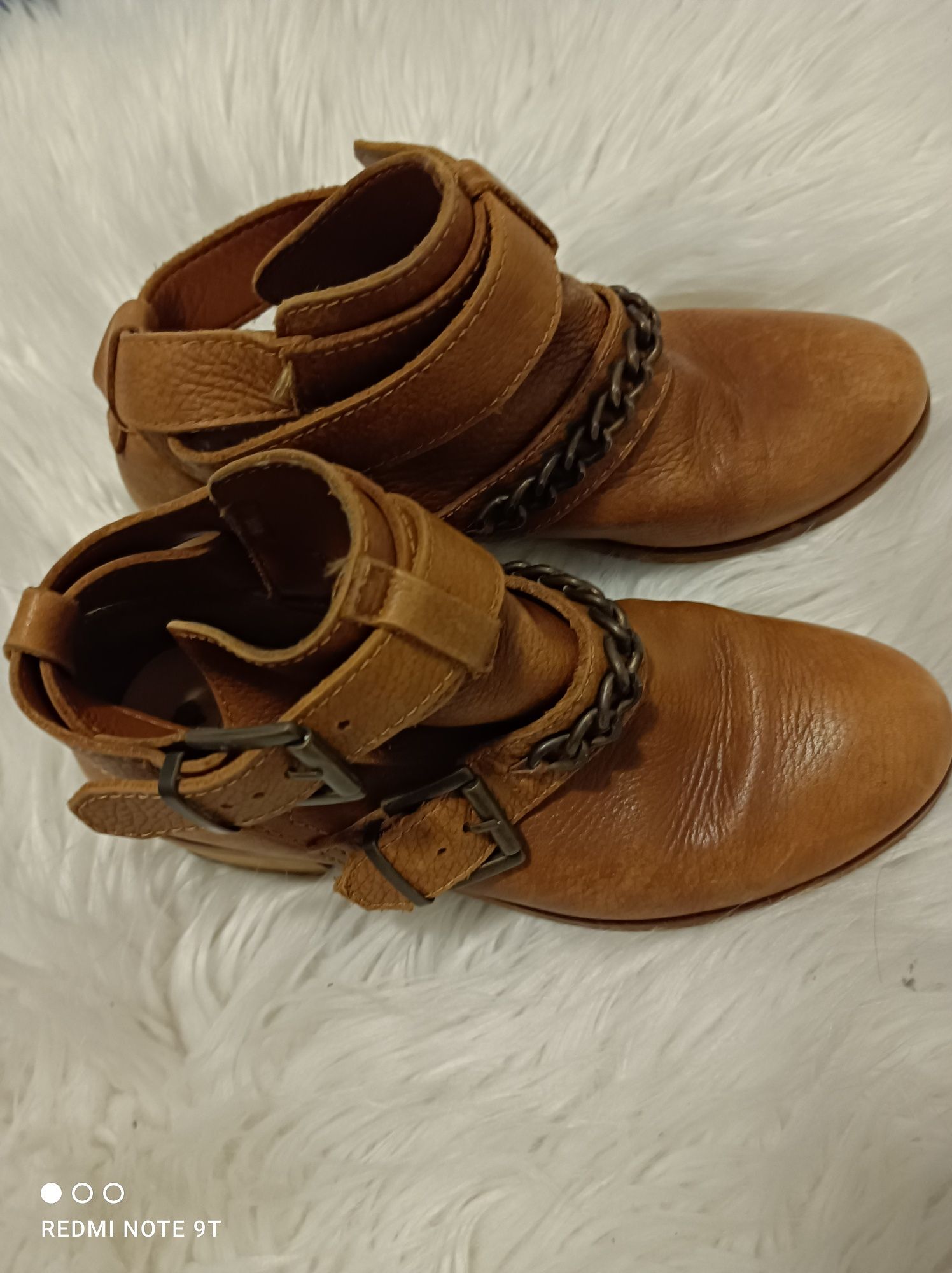 Botas em pele, N° 37