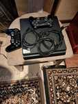Продам PlayStation 4 Slim 1 Tb + игры