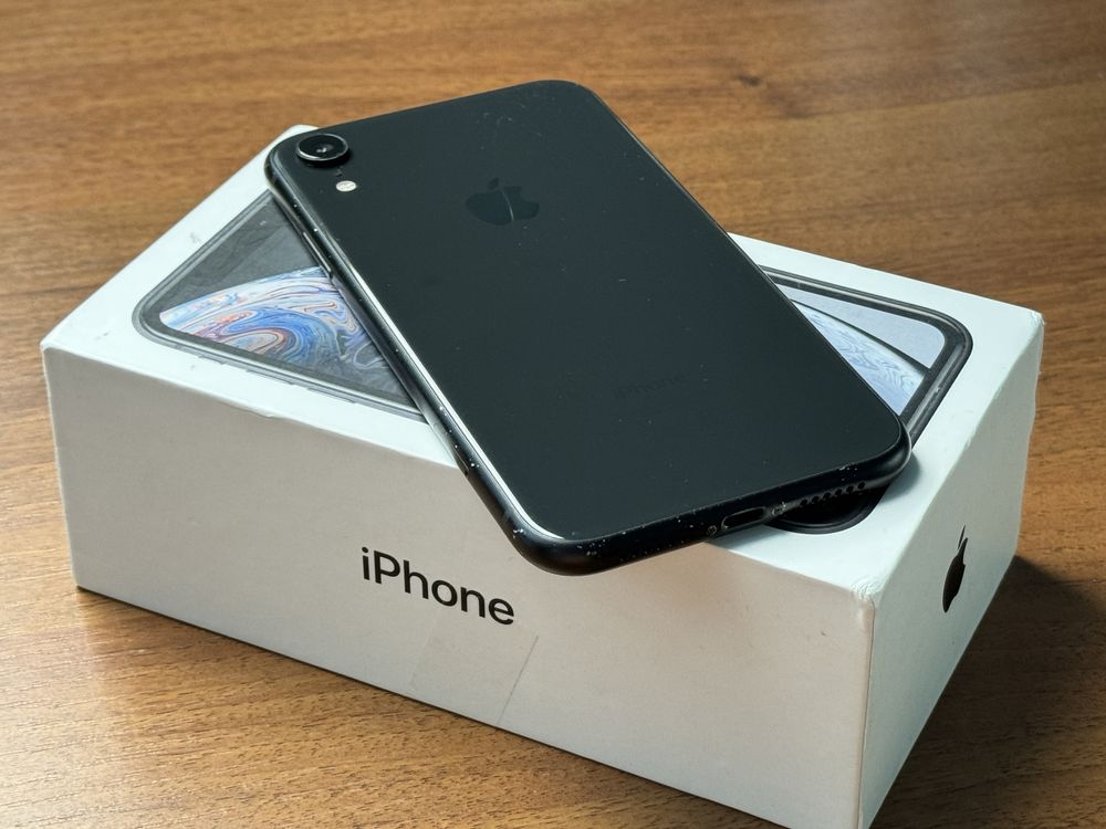 Apple iPhone XR 64 GB Czarny | Stan BDB | Bateria 83%