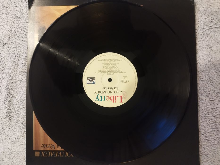 Classix Nouveaux- Night people i La Verite