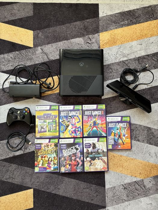 Xbox 360 z Kinectem i 7 grami - komplet gotowy do grania