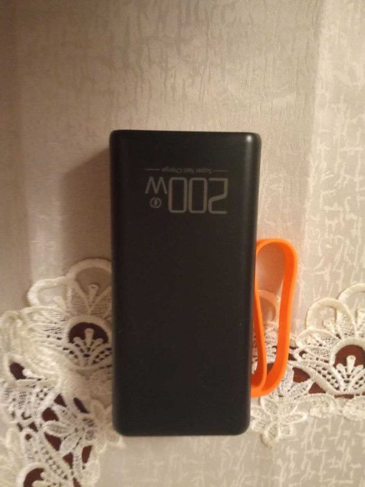 Повербанк зі швидкою зарядкою