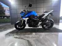 Suzuki gsr 750 стрит