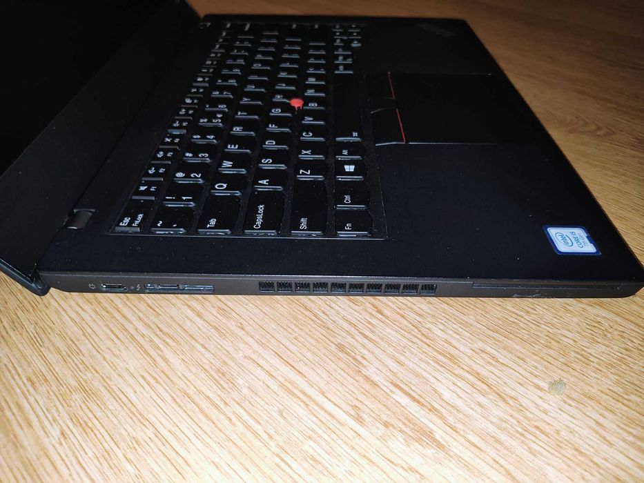 Ładny laptop Lenovo T480 i5 8GB podświetlana klawiatura